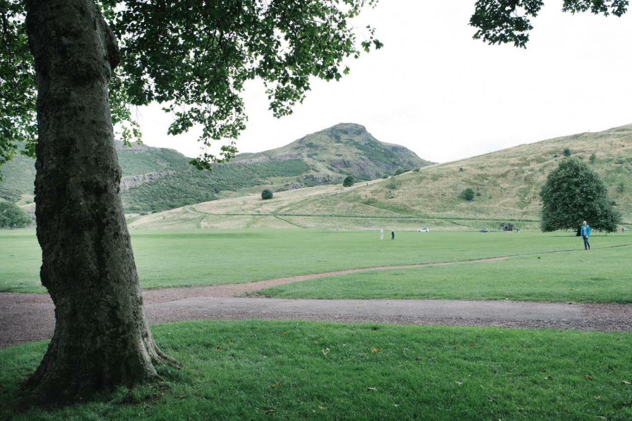 Beautiful City Centre Apartment - Holyrood Park EDI Exterior photo